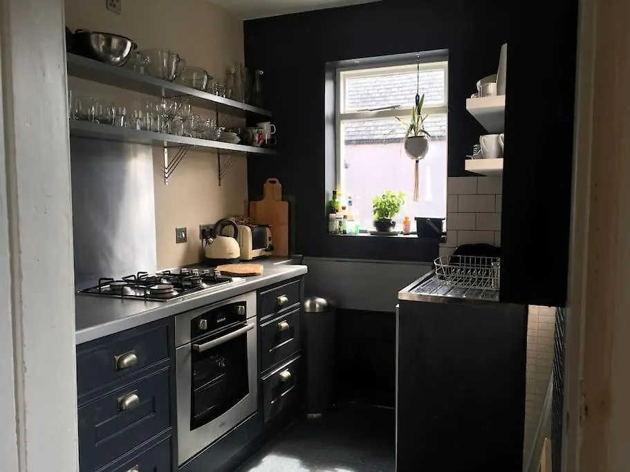 Semesterbostad Stylish Two Large Double Bedroom House In Central Harrogate With On Street Parking Storbritannien
