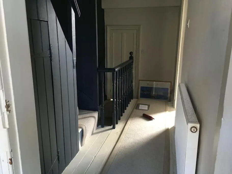 Semesterbostad Stylish Two Large Double Bedroom House In Central Harrogate With On Street Parking